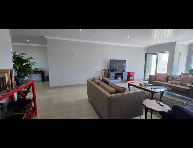 3 BEDROOM HOUSE FOR SALE IN GROOT BRAKRIVIER CENTRAL